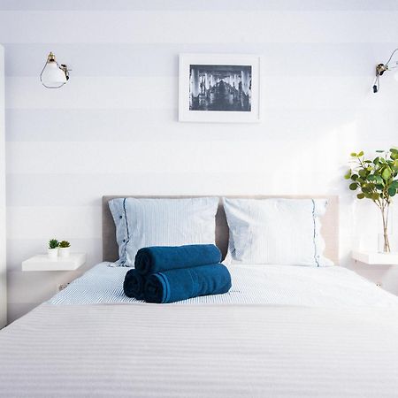 Przylesny Apartament Przy Dworcu Z Miejscem Postojowym Gdynia Exteriör bild